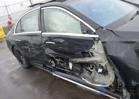 2026 Mercedes-Benz S 580 4Matic z USA, uszkodzony, nr VIN W1K6G7GB9TA356604